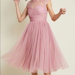 Stunning Tulle and lace Midi dress NWOT